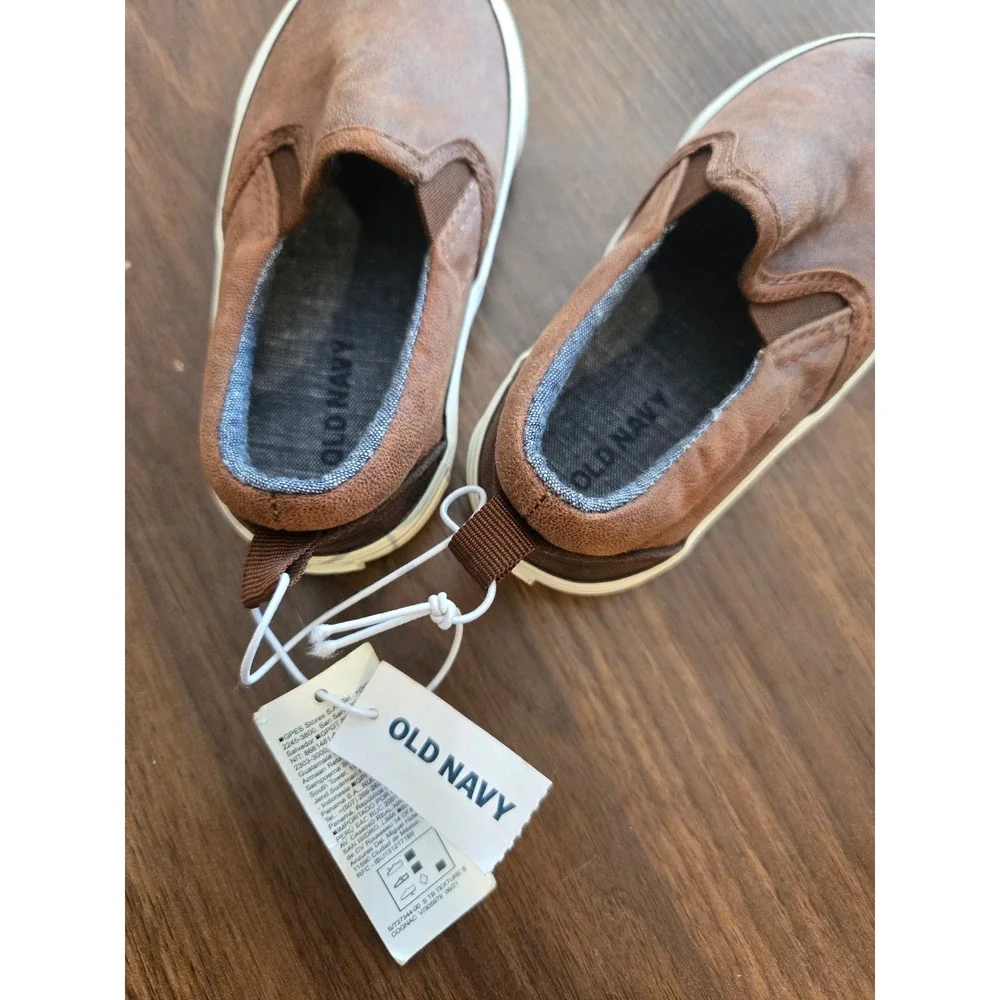 Old Navy Boys Cognac Brown Textured Faux Leather Slip On Sneakers Size 7C NWT